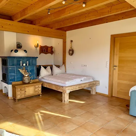 Gipfelruhe-ganzes Mit Sauna, Garten & Spielzimmer- Nyaraló *