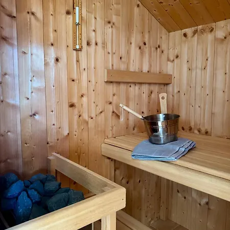 Gipfelruhe-ganzes Mit Sauna, Garten & Spielzimmer- Nyaraló *