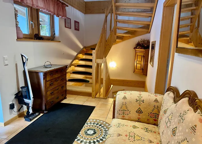 Gipfelruhe-ganzes Mit Sauna, Garten & Spielzimmer- Villa *